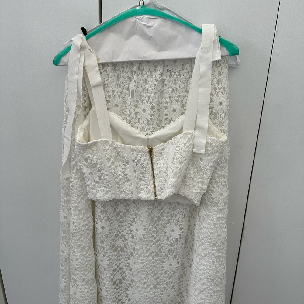 SAYLOR White Rella Set - Picture 5 of 8